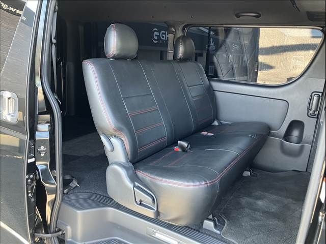 TOYOTA HIACE VAN 2WD 2020 Image 31