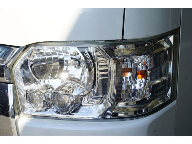 TOYOTA REGIUSACE VAN 4WD 2014 Image 31