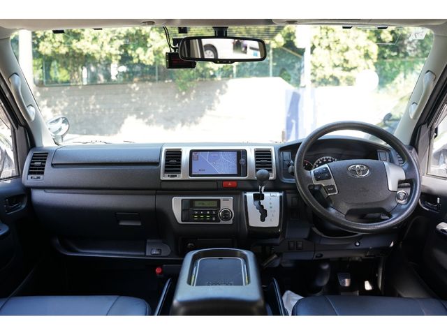 TOYOTA REGIUSACE VAN 4WD 2014 Image 31