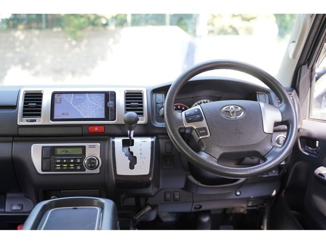 TOYOTA REGIUSACE VAN 4WD 2014 Image 31