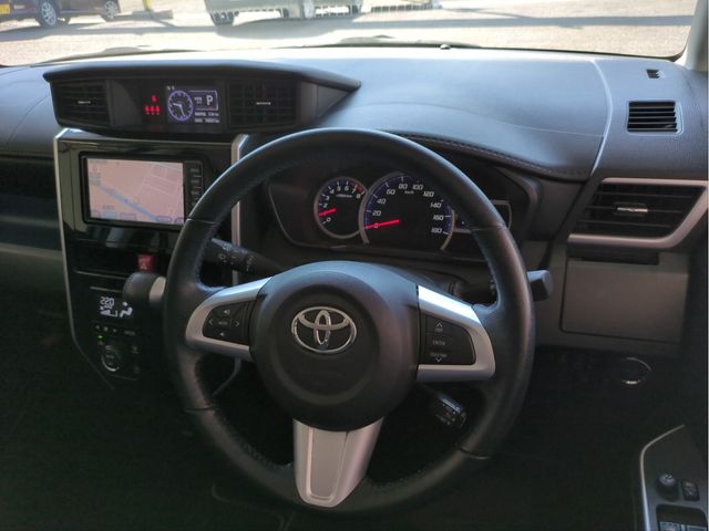 TOYOTA TANK 2017 Image 31