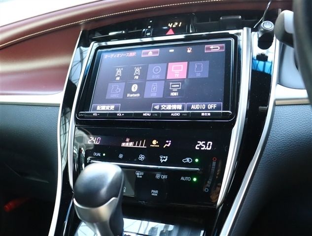 TOYOTA HARRIER 2WD 2018 Image 31