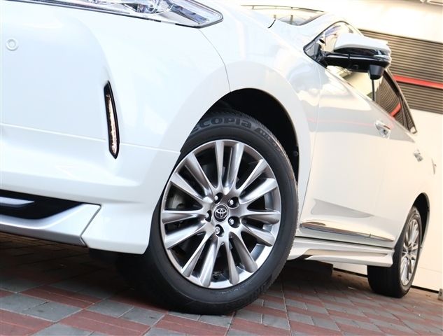 TOYOTA HARRIER 2WD 2018 Image 31