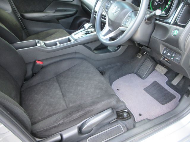 HONDA SHUTTLE HYBRID 2018 Image 31