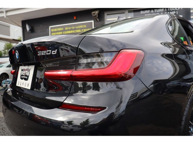 BMW 3SERIES SEDAN 2019 Image 31