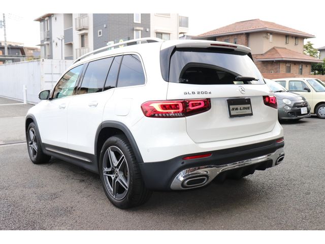 MERCEDES BENZ GLB 2023 Image 31