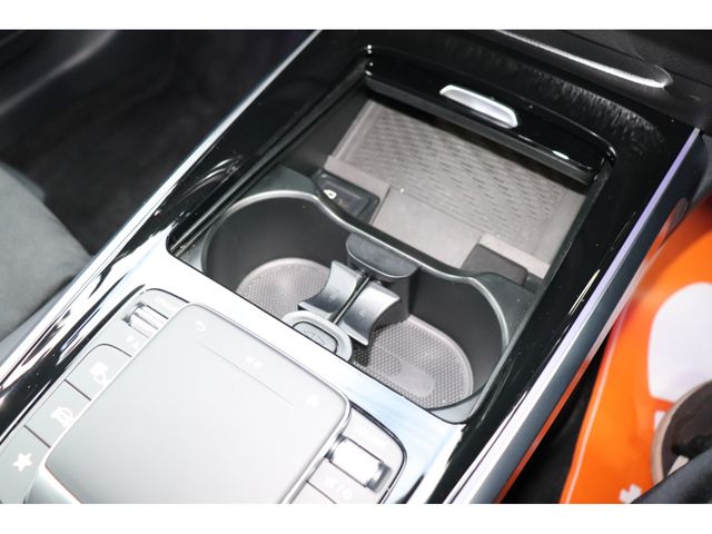 MERCEDES BENZ GLB 2023 Image 31