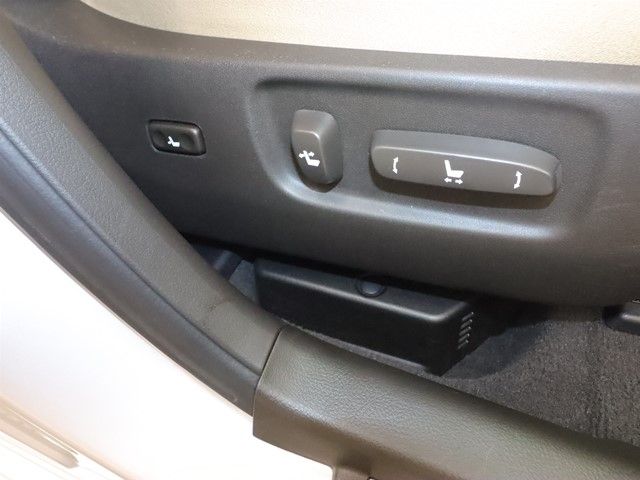 TOYOTA LEXUS HS250H 2012 Image 31