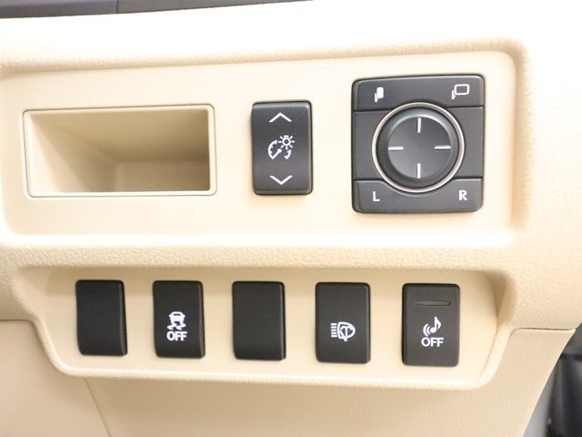 TOYOTA LEXUS HS250H 2012 Image 31