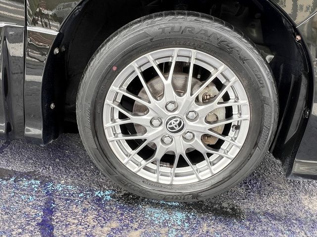 TOYOTA VOXY HYBRID 2021 Image 31