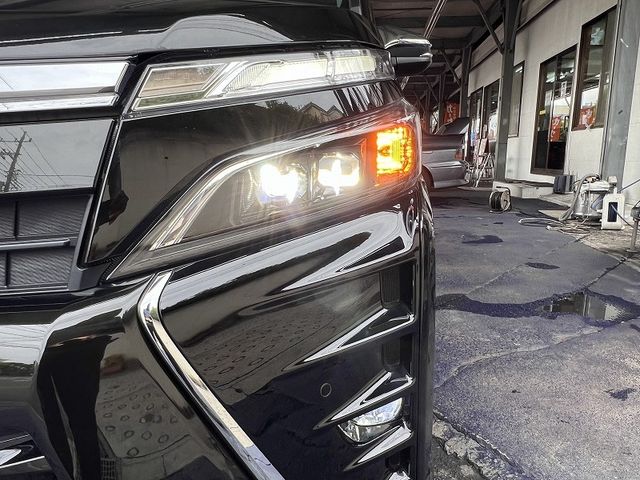 TOYOTA VOXY HYBRID 2021 Image 31