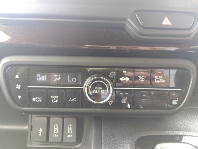 HONDA N BOX CUSTOM 4WD 2021 Image 31