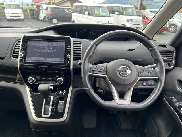 NISSAN SERENA  S-HYBRID 2017 Image 31