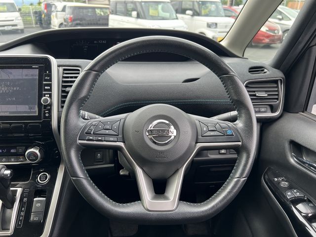 NISSAN SERENA  S-HYBRID 2017 Image 31