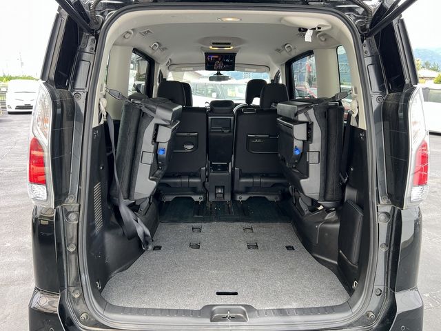 NISSAN SERENA  S-HYBRID 2017 Image 31