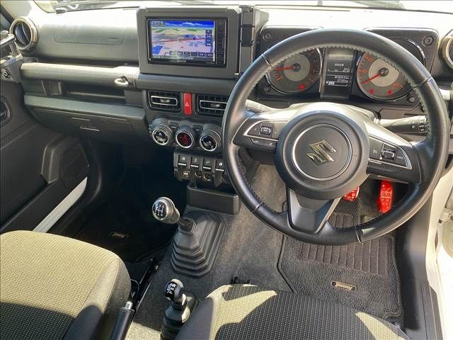 SUZUKI JIMNY 4WD 2021 Image 31