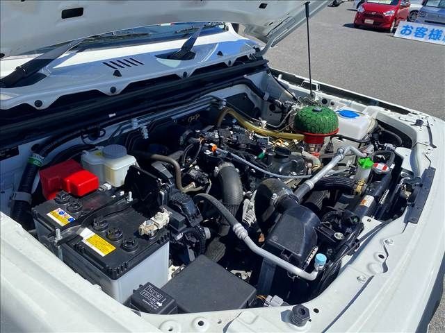 SUZUKI JIMNY 4WD 2021 Image 31