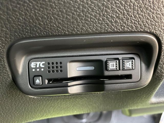 HONDA VEZEL HYBRID 2018 Image 31