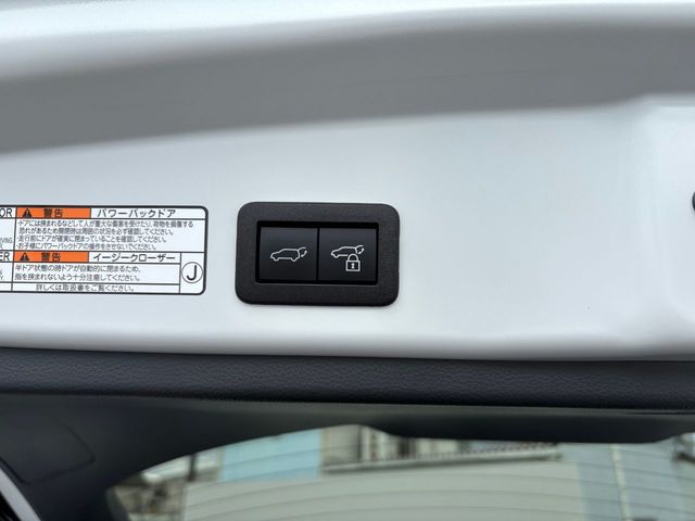 TOYOTA COROLLA CROSS HYBRID 2021 Image 31