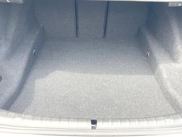 BMW 5SERIES SEDAN 2018 Image 31