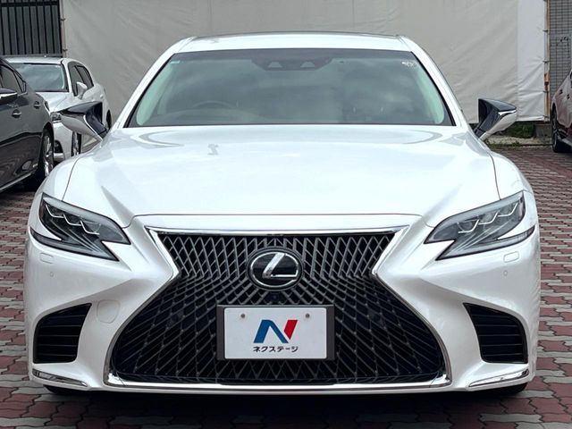 TOYOTA LEXUS LS500 4WD 2018 Image 31