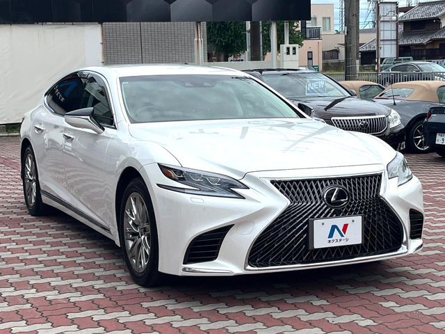 TOYOTA LEXUS LS500 4WD 2018 Image 31