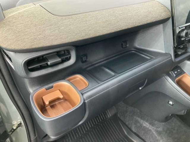 TOYOTA SIENTA HYBRID 2023 Image 31