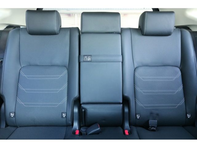 TOYOTA LEXUS NX300H 2018 Image 31