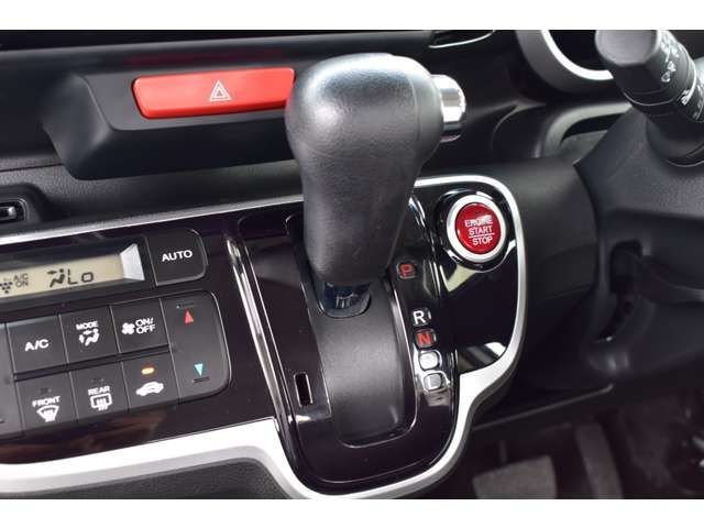 HONDA N BOX CUSTOM 2016 Image 31