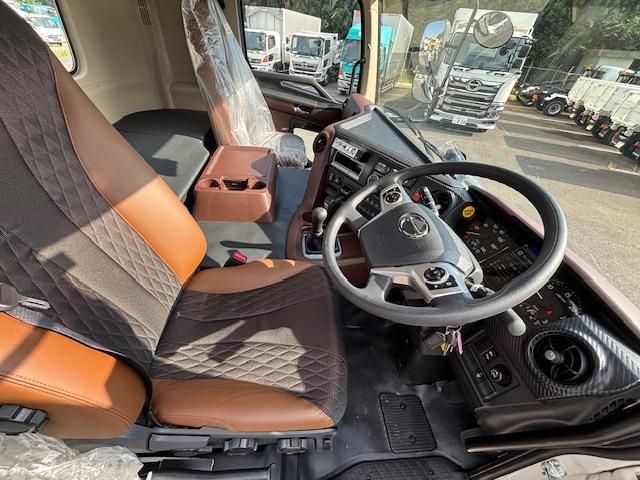 HINO PROFIA 2025 Image 31