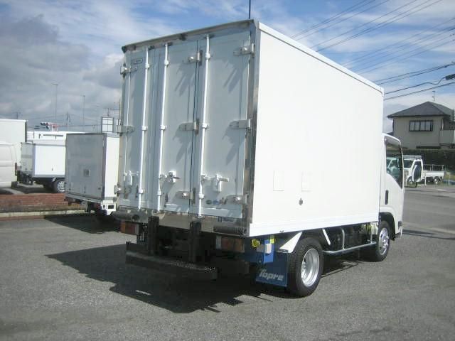 ISUZU ELF 2017 Image 31