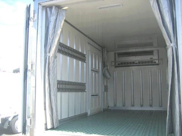 ISUZU ELF 2017 Image 31