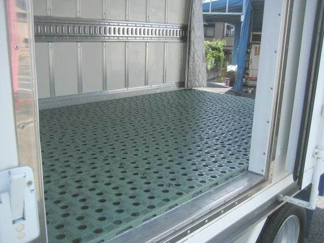 ISUZU ELF 2017 Image 31