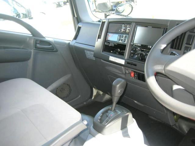 ISUZU ELF 2017 Image 31