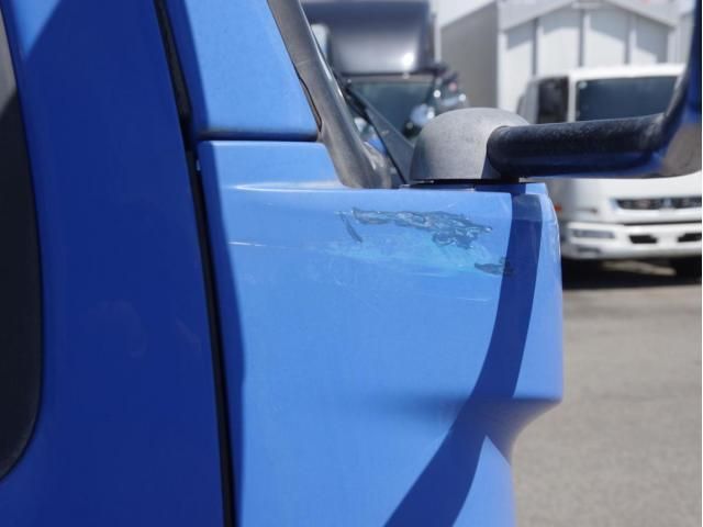 MITSUBISHI CANTER 2013 Image 31