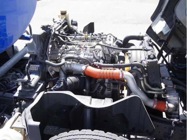 MITSUBISHI CANTER 2013 Image 31