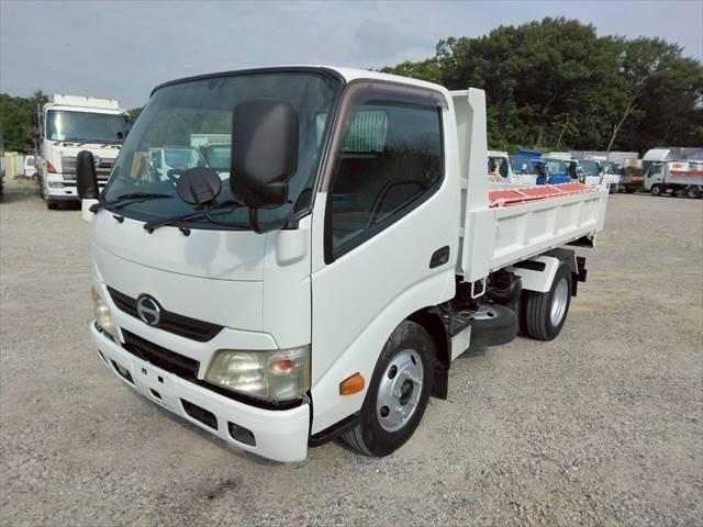 HINO DUTRO 2012 Image 31