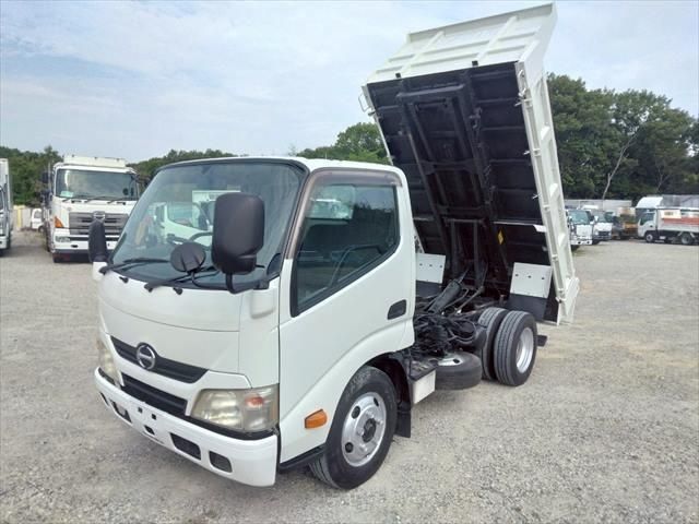 HINO DUTRO 2012 Image 31