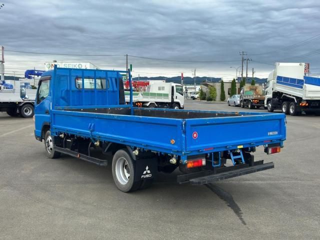 MITSUBISHI CANTER 2018 Image 31