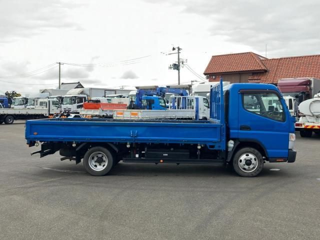 MITSUBISHI CANTER 2018 Image 31