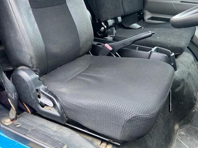 MITSUBISHI CANTER 2018 Image 31