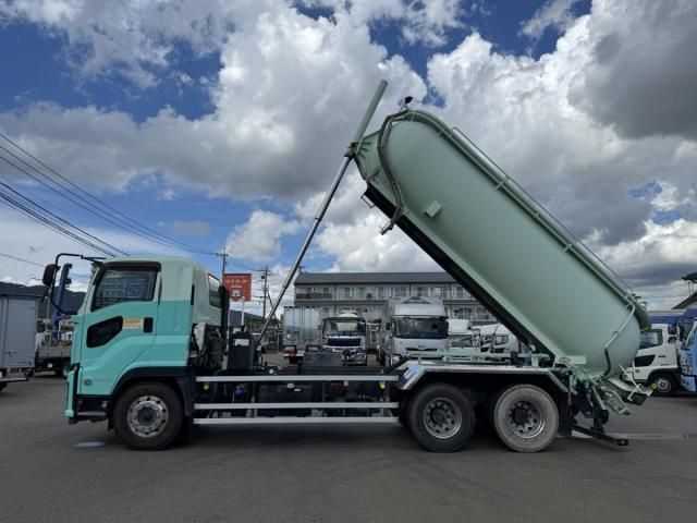 ISUZU GIGA 2018 Image 31