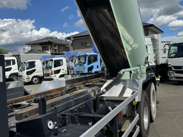 ISUZU GIGA 2018 Image 31
