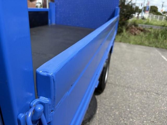 ISUZU ELF 2018 Image 31