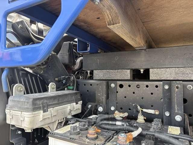 ISUZU ELF 2018 Image 31