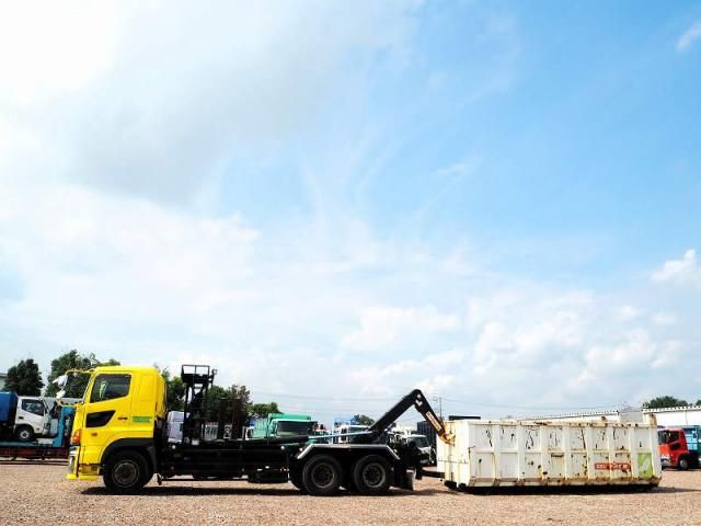 HINO PROFIA 2012 Image 31