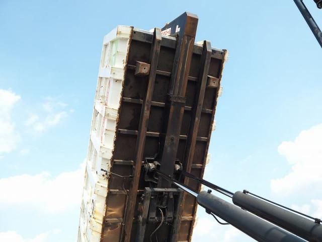 HINO PROFIA 2012 Image 31