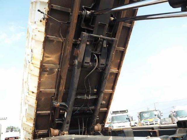 HINO PROFIA 2012 Image 31