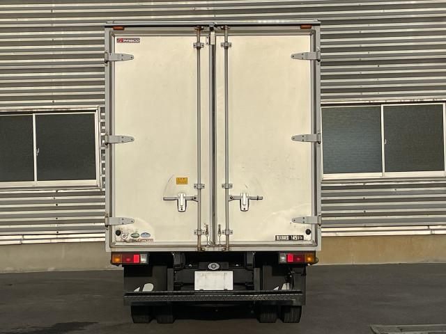 MITSUBISHI CANTER 2016 Image 31