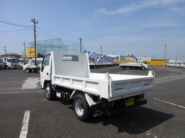 ISUZU ELF 2025 Image 31